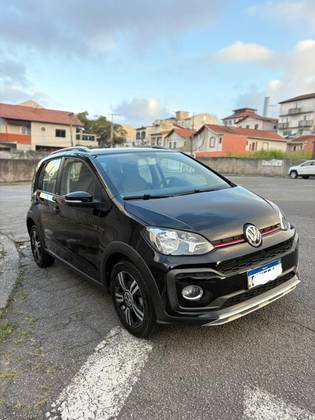 VOLKSWAGEN UP 1.0 170 TSI TOTAL FLEX XTREME 4P MANUAL VOLKSWAGEN UP 1.0 170 TSI TOTAL FLEX XTREME 4P MANUAL